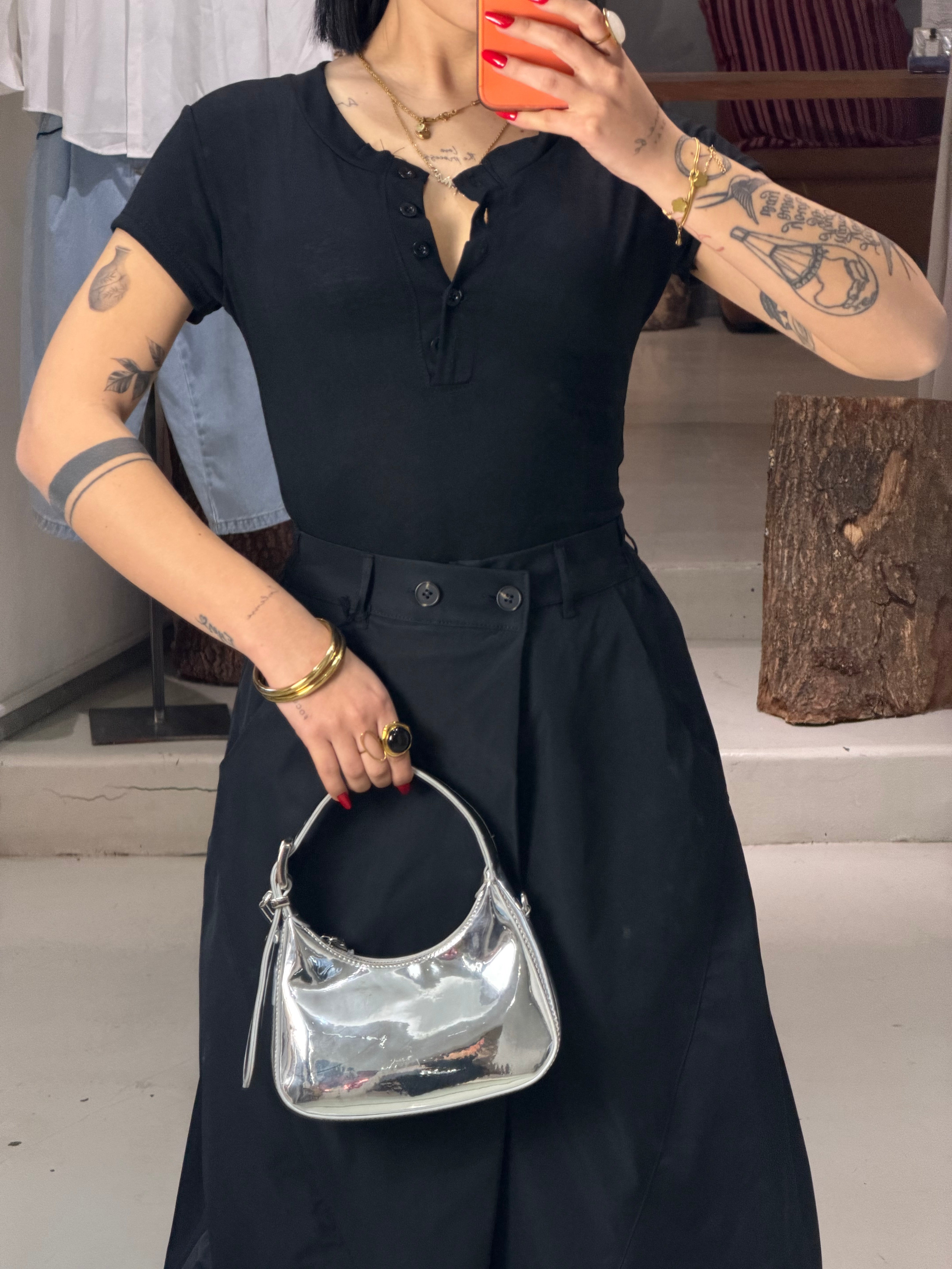 Maglia mezza manica bottoncini BLUSH nero