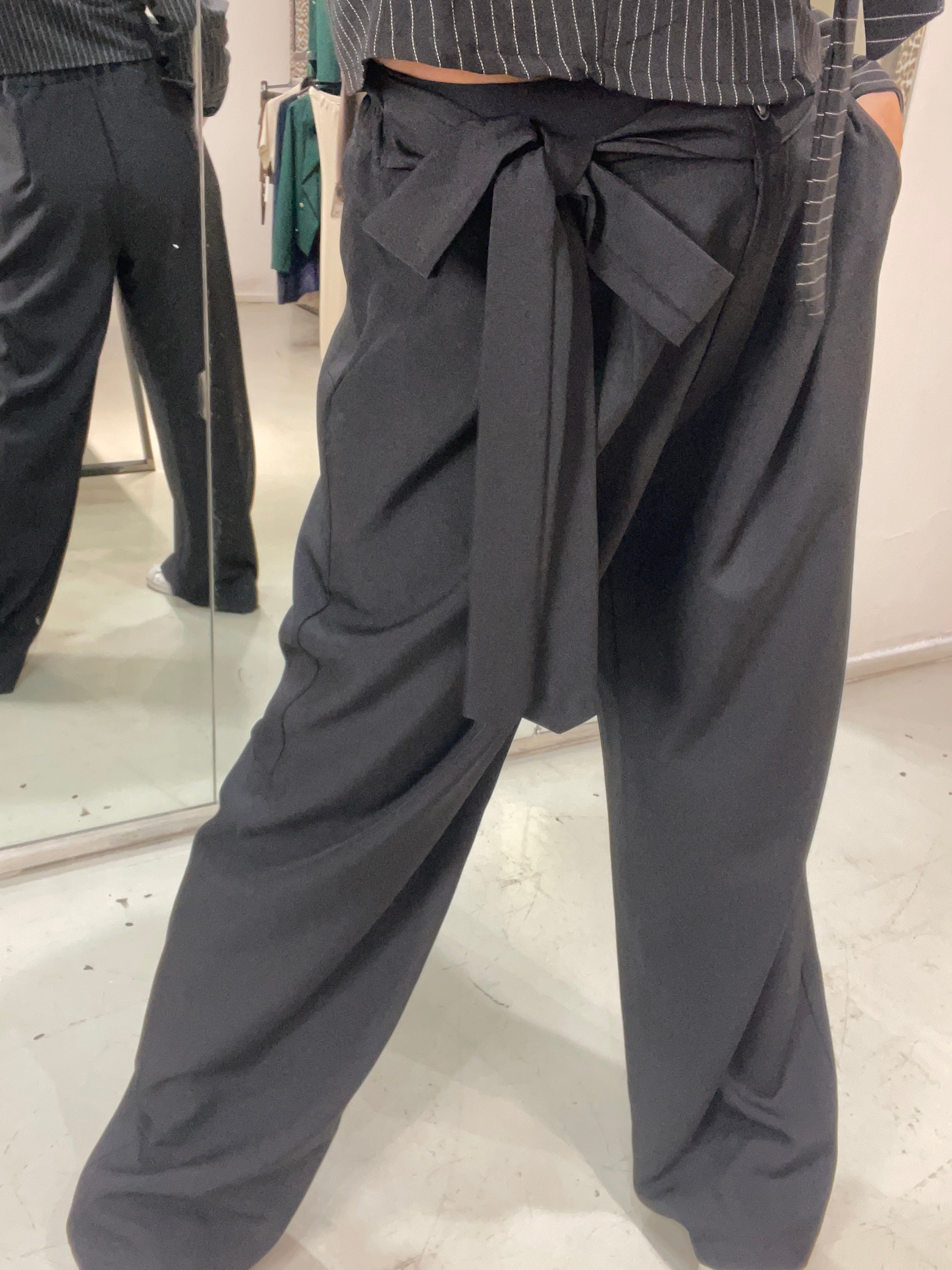 Pantalone AROUND
