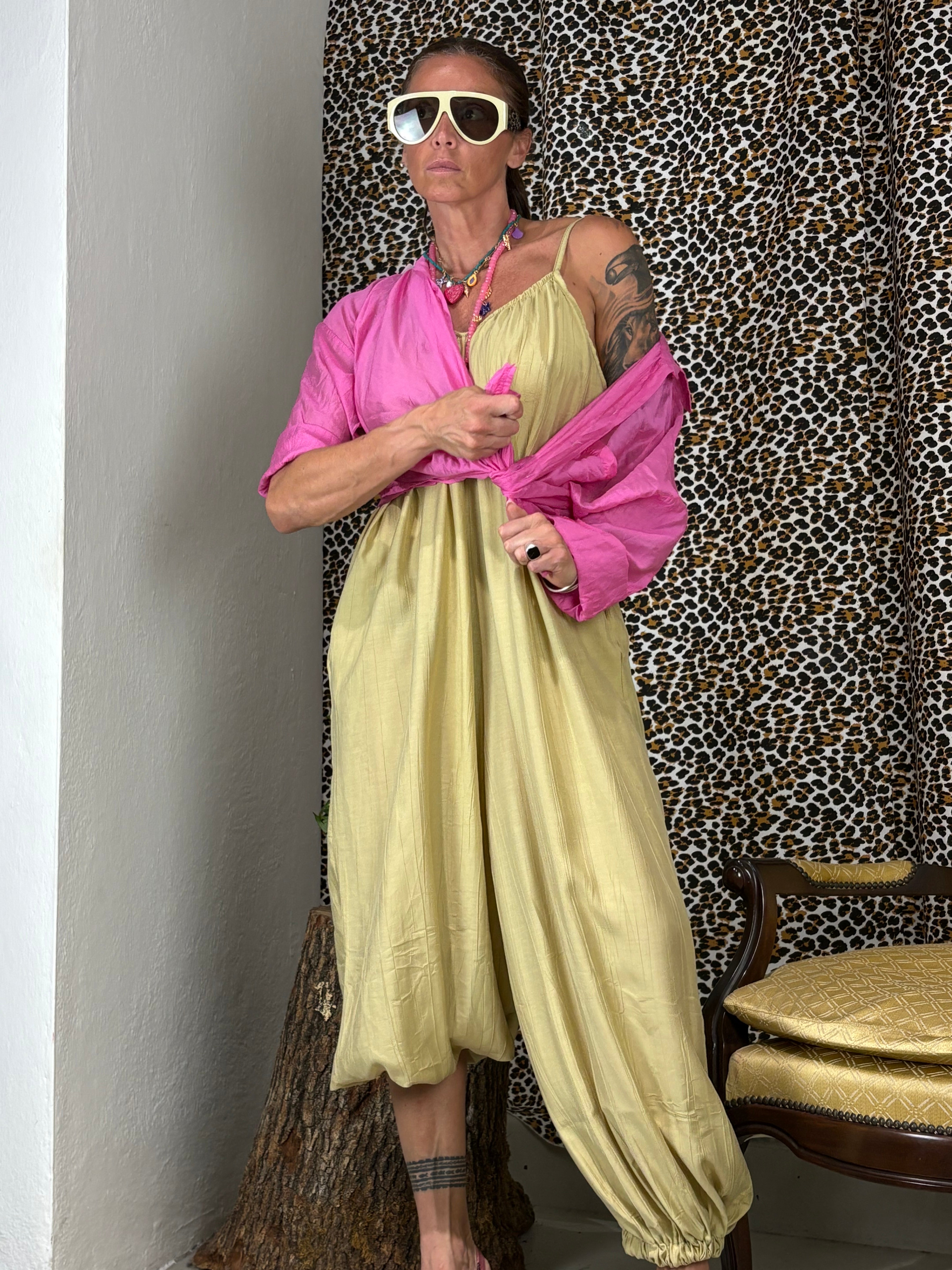 Tuta TALIA
