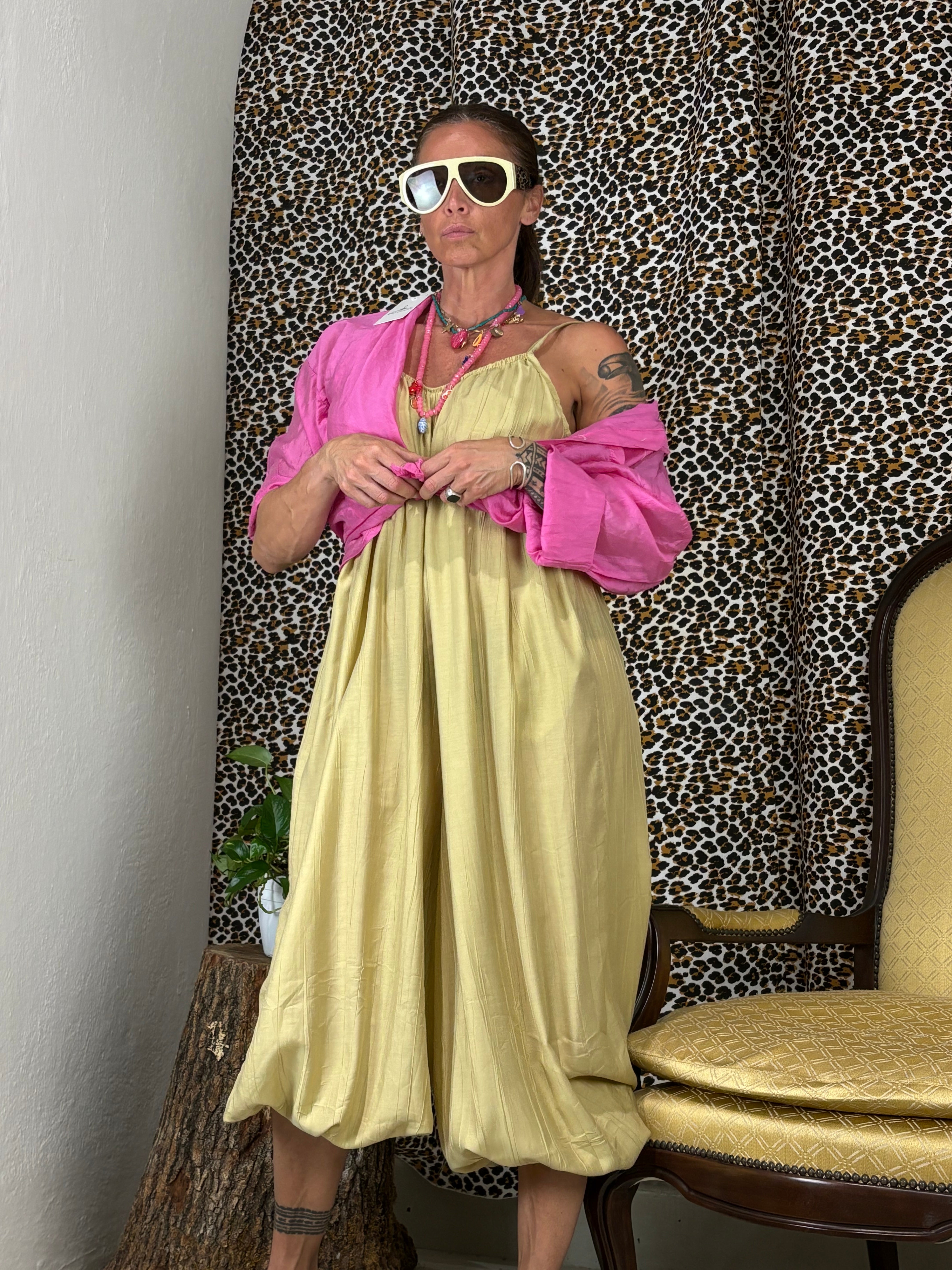 Tuta TALIA